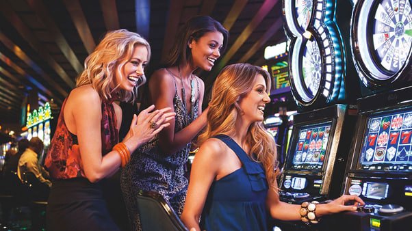 mm44 App မိုဘိုင်းဂိမ်း Live Casino Slots ကစားနေမှု
